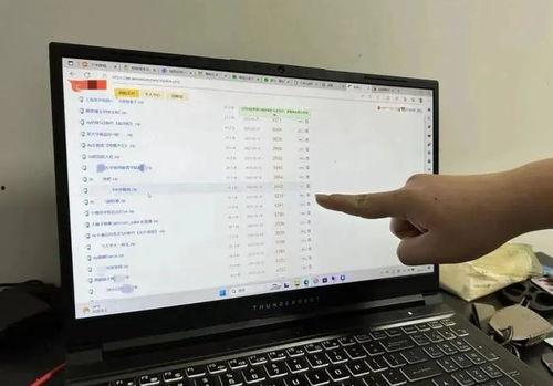 吃瓜导演爆料视频,吃瓜视频背后的惊人真相